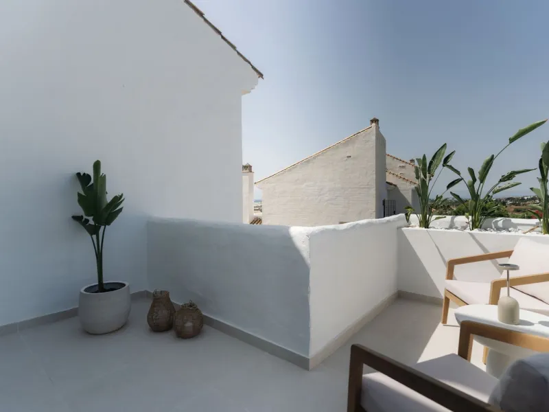 Corner Duplex Penthouse with Private Plunge Pool & Sea Views
