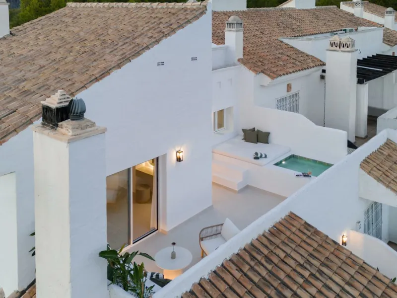 Corner Duplex Penthouse with Private Plunge Pool & Sea Views