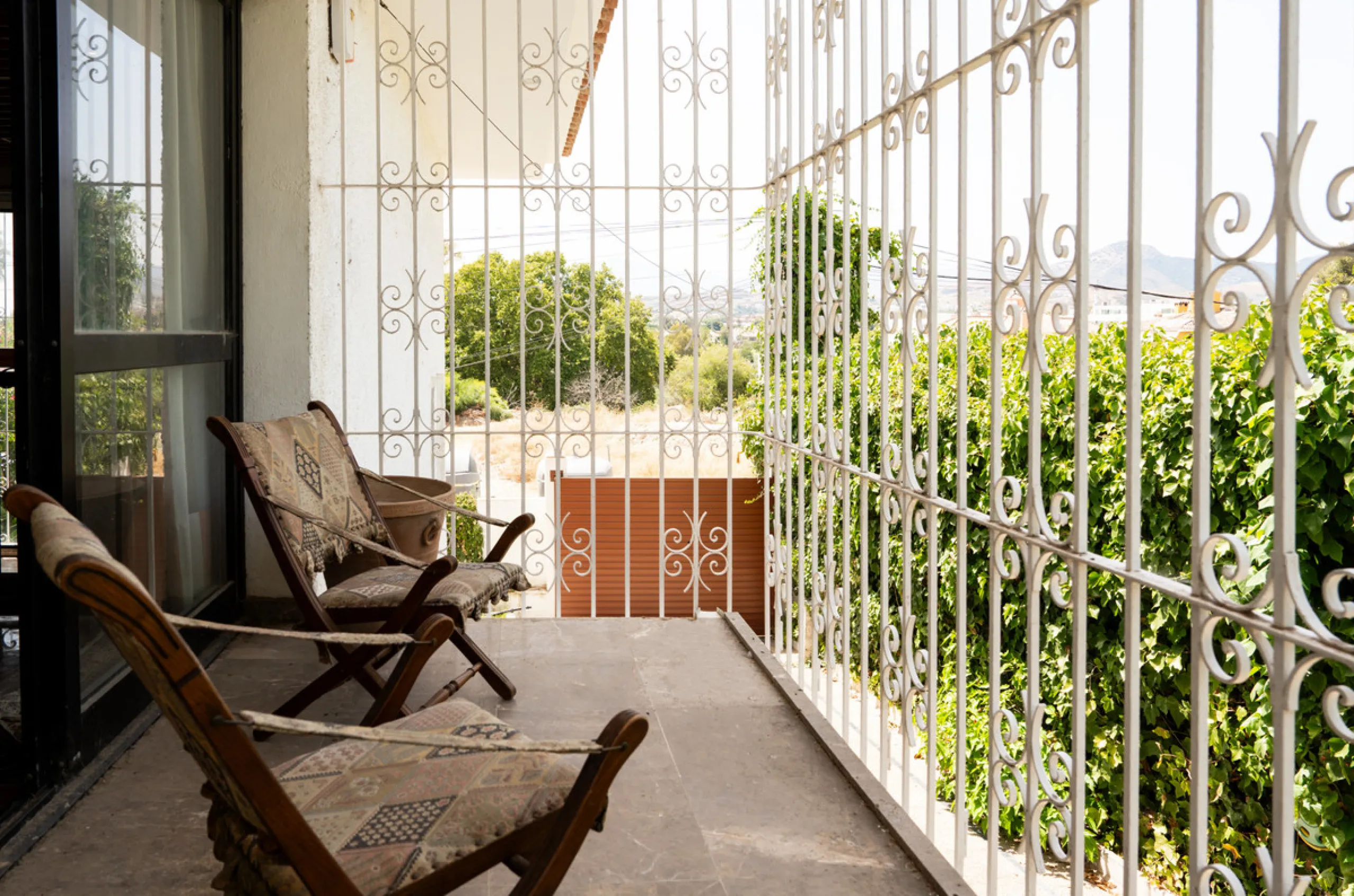 House - Detached Villa в продаже в Marbella, Málaga. В доме 3 спален и 2 ванных комнат. Площадь дома 211 м². Площадь участка 1262 м²
