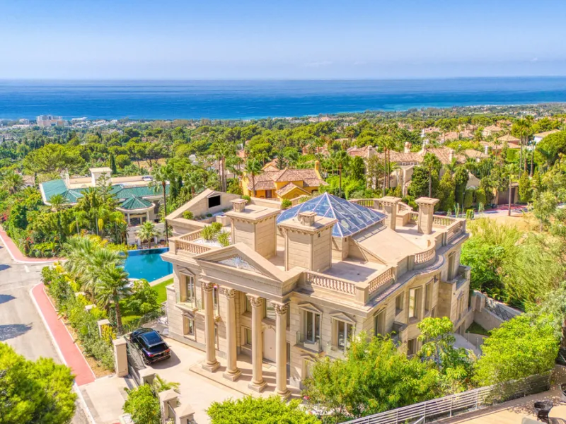 Neue Architektenvilla in Sierra Blanca, Marbella