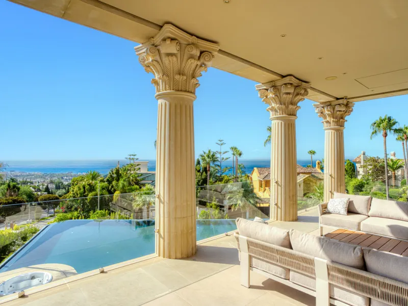 Neue Architektenvilla in Sierra Blanca, Marbella