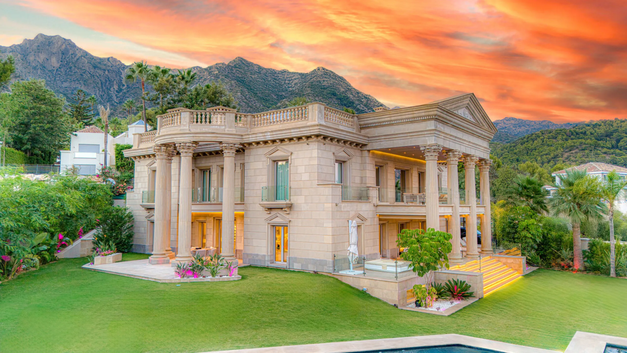 Neue Architektenvilla in Sierra Blanca, Marbella