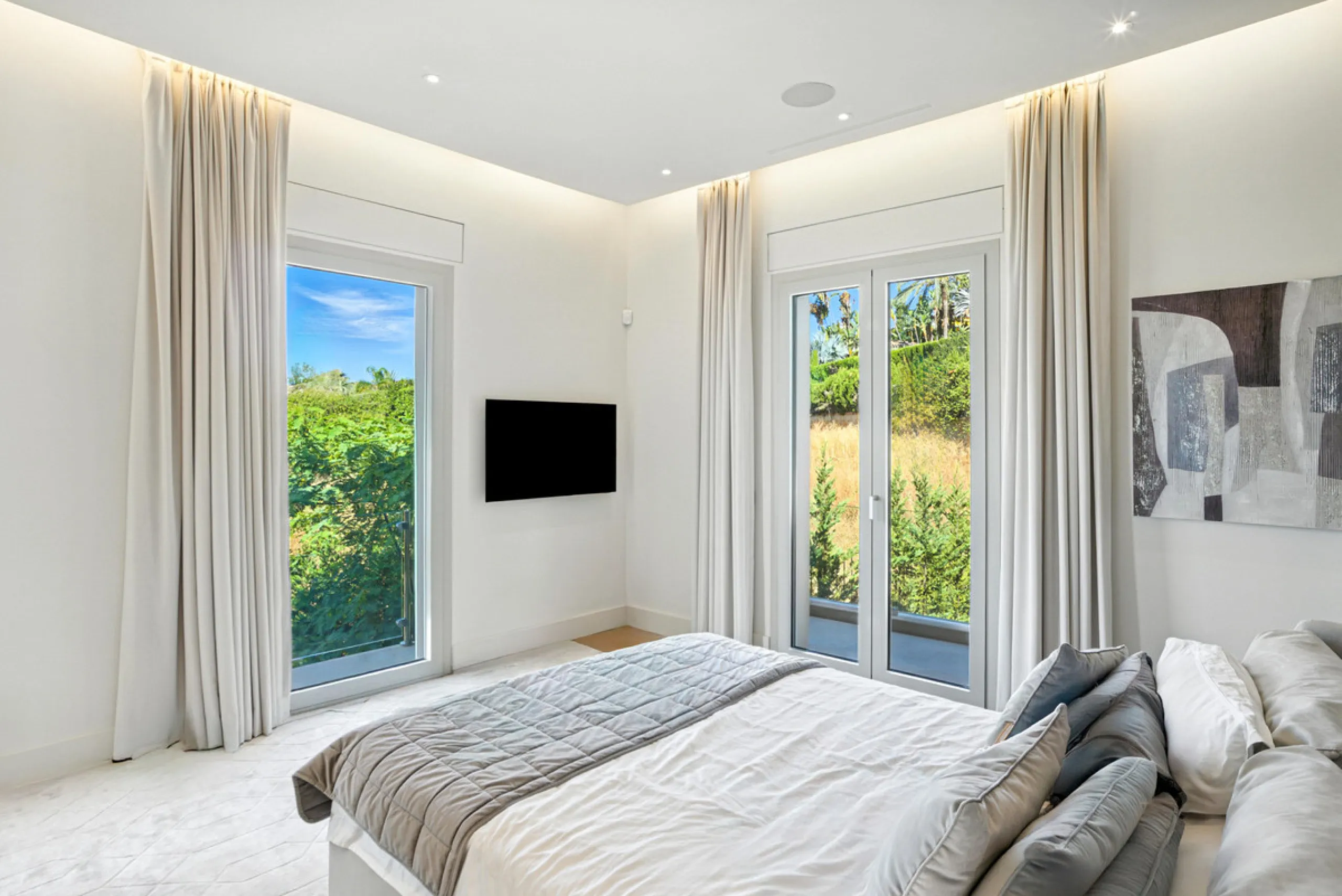Neue Architektenvilla in Sierra Blanca, Marbella