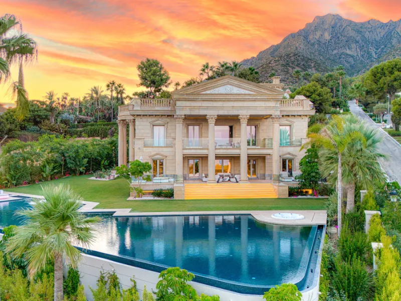 Neue Architektenvilla in Sierra Blanca, Marbella
