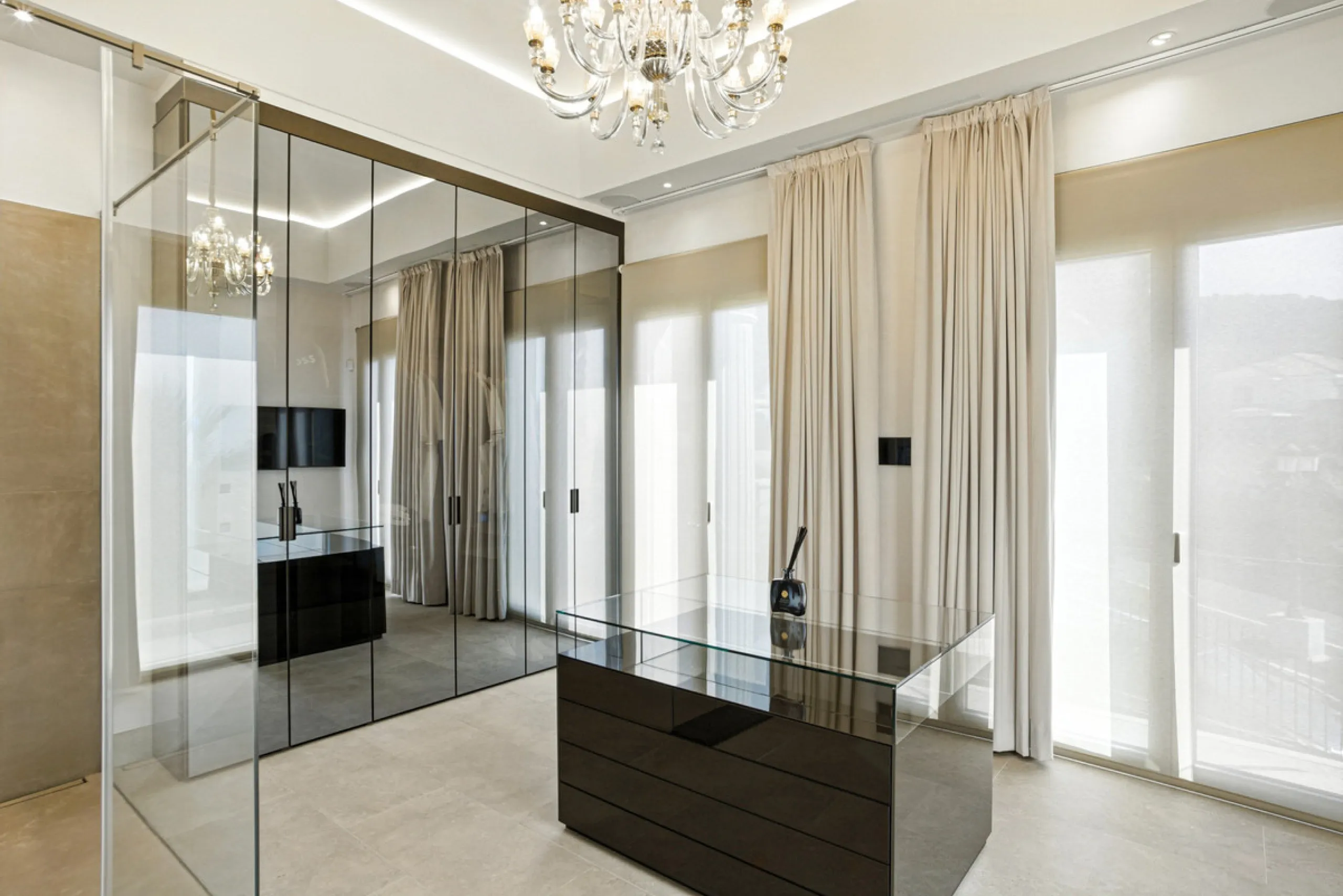 Neue Architektenvilla in Sierra Blanca, Marbella