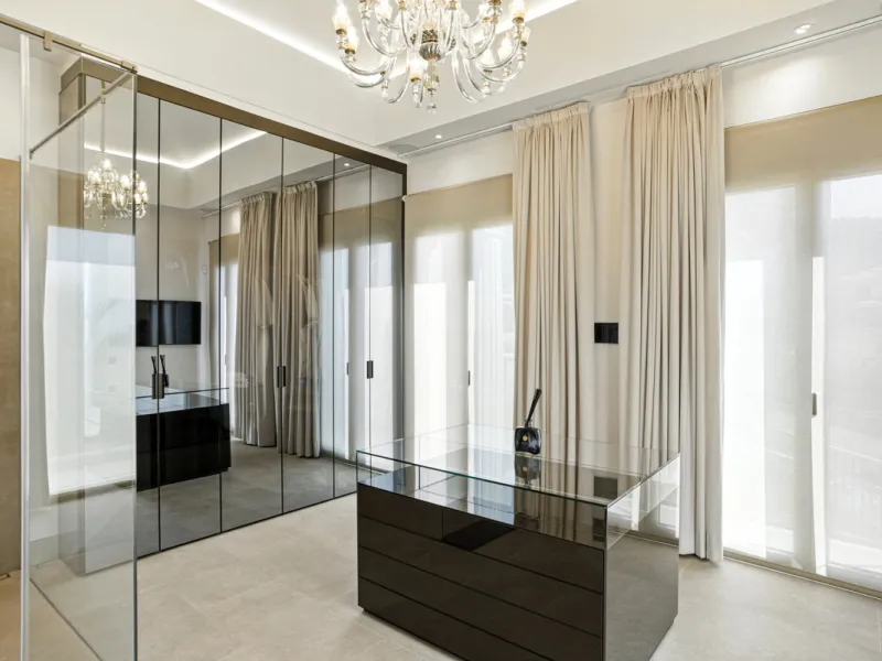 Neue Architektenvilla in Sierra Blanca, Marbella