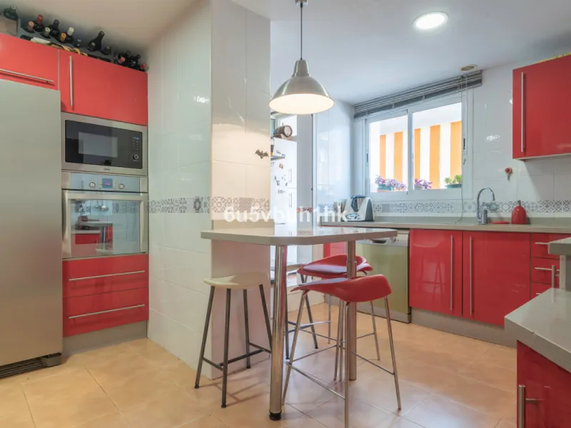 Apartment - Penthouse в продаже в Torremolinos, Málaga. В доме 4 спален и 2 ванных комнат. Площадь дома 139 м²