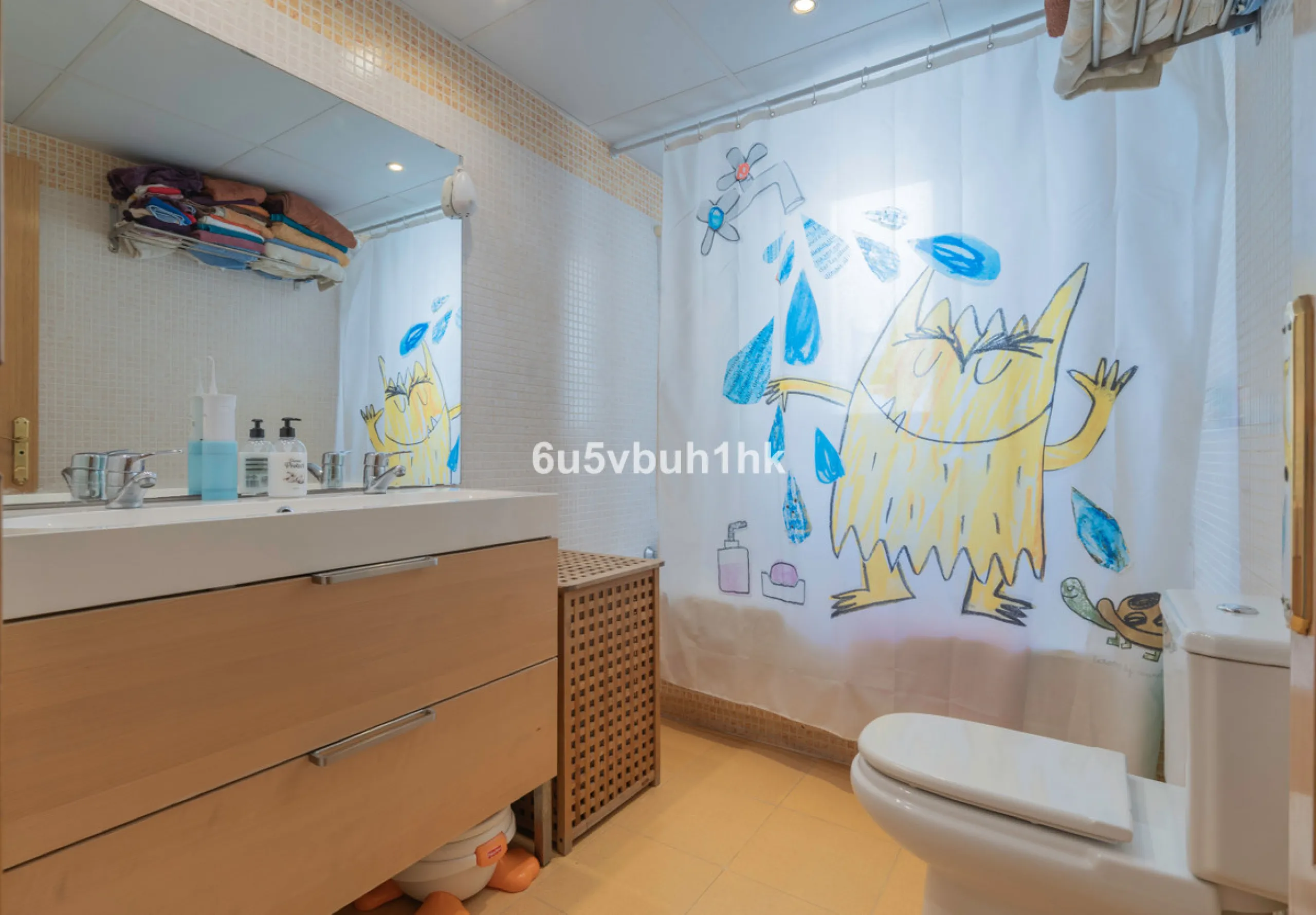 Apartment - Penthouse в продаже в Torremolinos, Málaga. В доме 4 спален и 2 ванных комнат. Площадь дома 139 м²