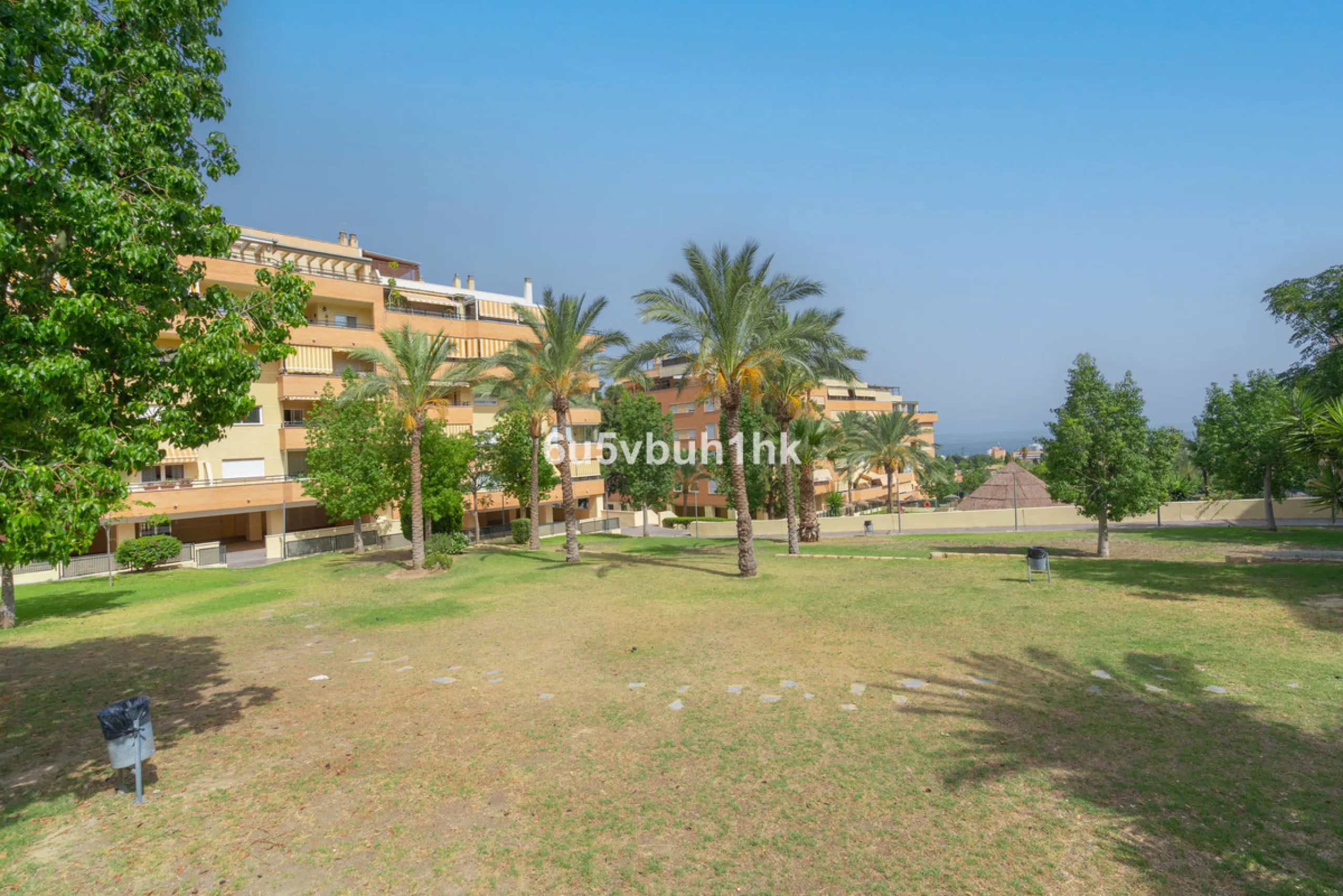 Apartment - Penthouse в продаже в Torremolinos, Málaga. В доме 4 спален и 2 ванных комнат. Площадь дома 139 м²