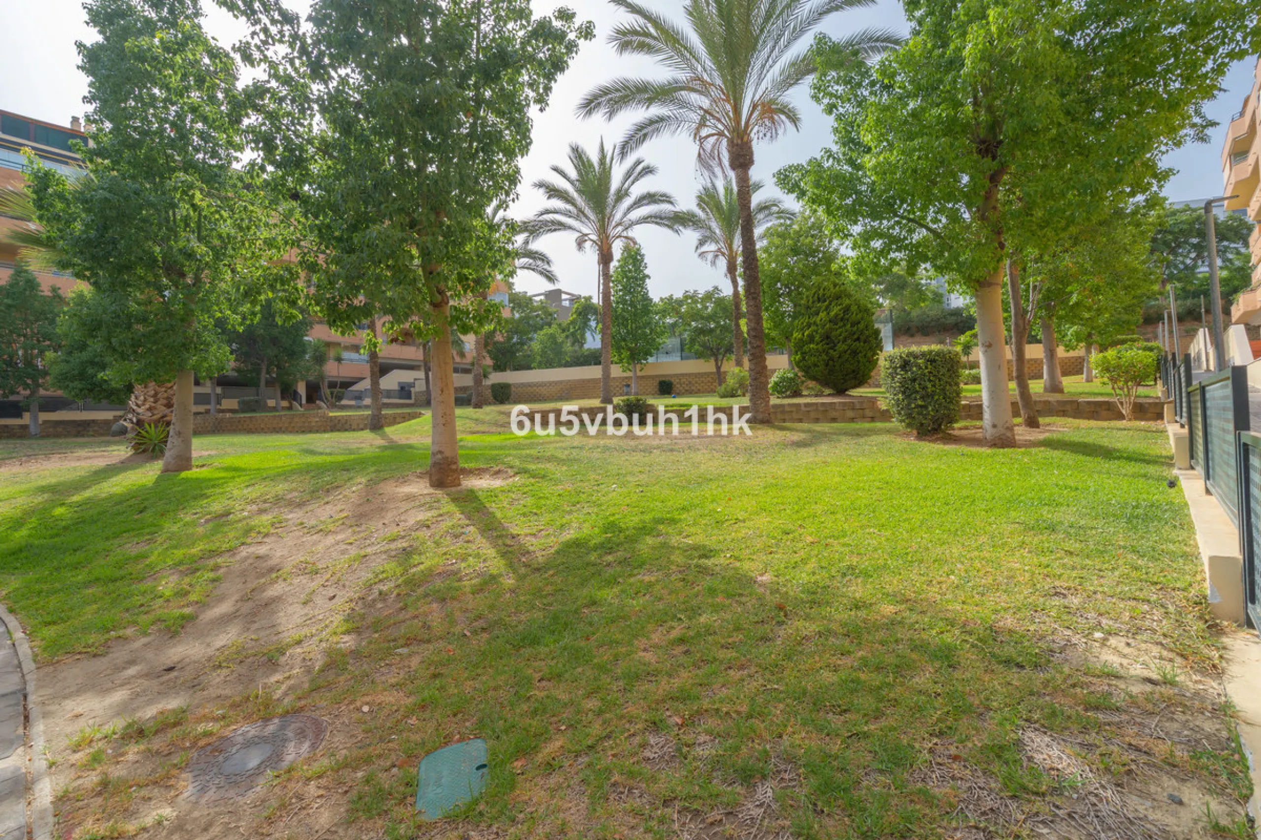 Apartment - Penthouse в продаже в Torremolinos, Málaga. В доме 4 спален и 2 ванных комнат. Площадь дома 139 м²