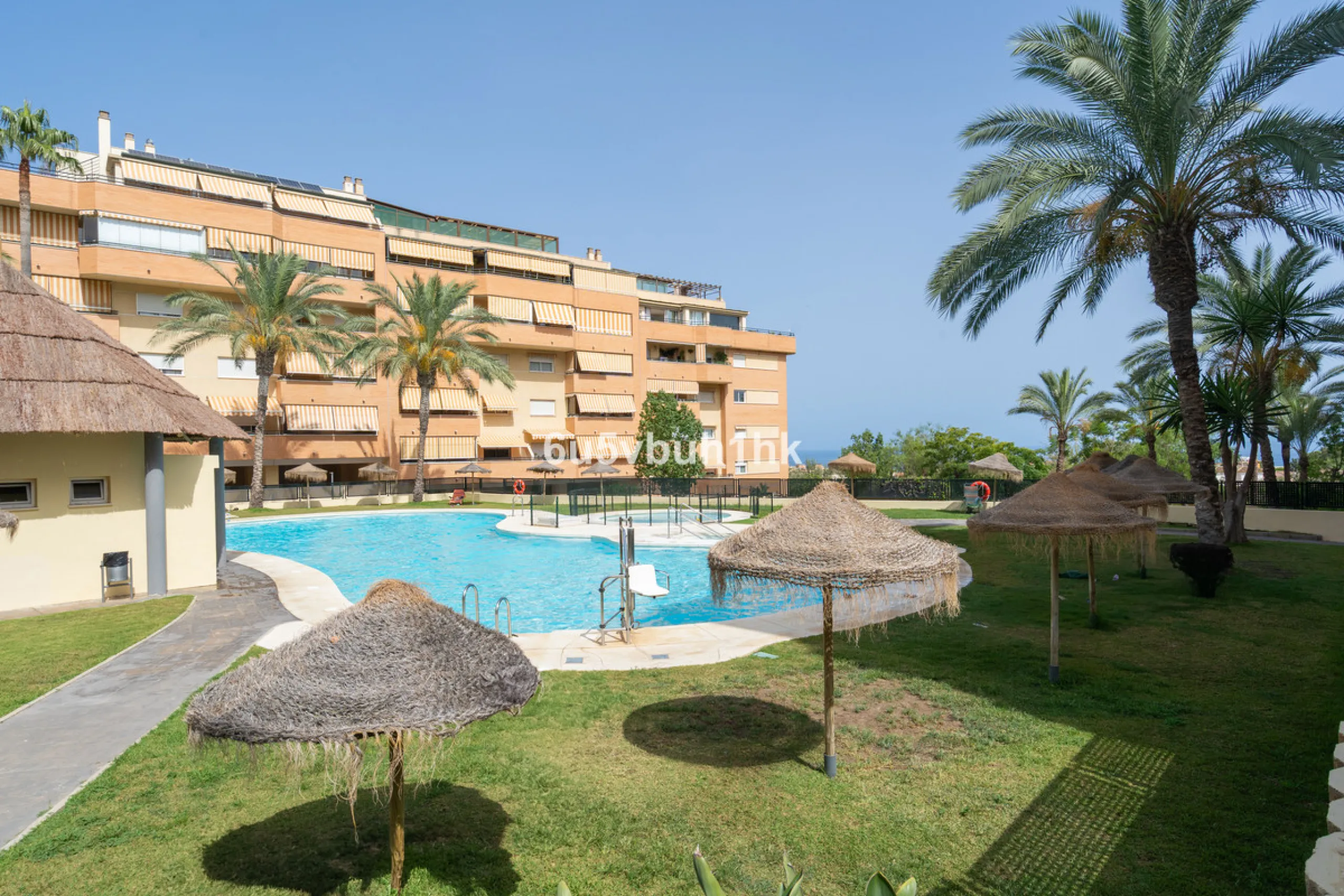 Apartment - Penthouse в продаже в Torremolinos, Málaga. В доме 4 спален и 2 ванных комнат. Площадь дома 139 м²