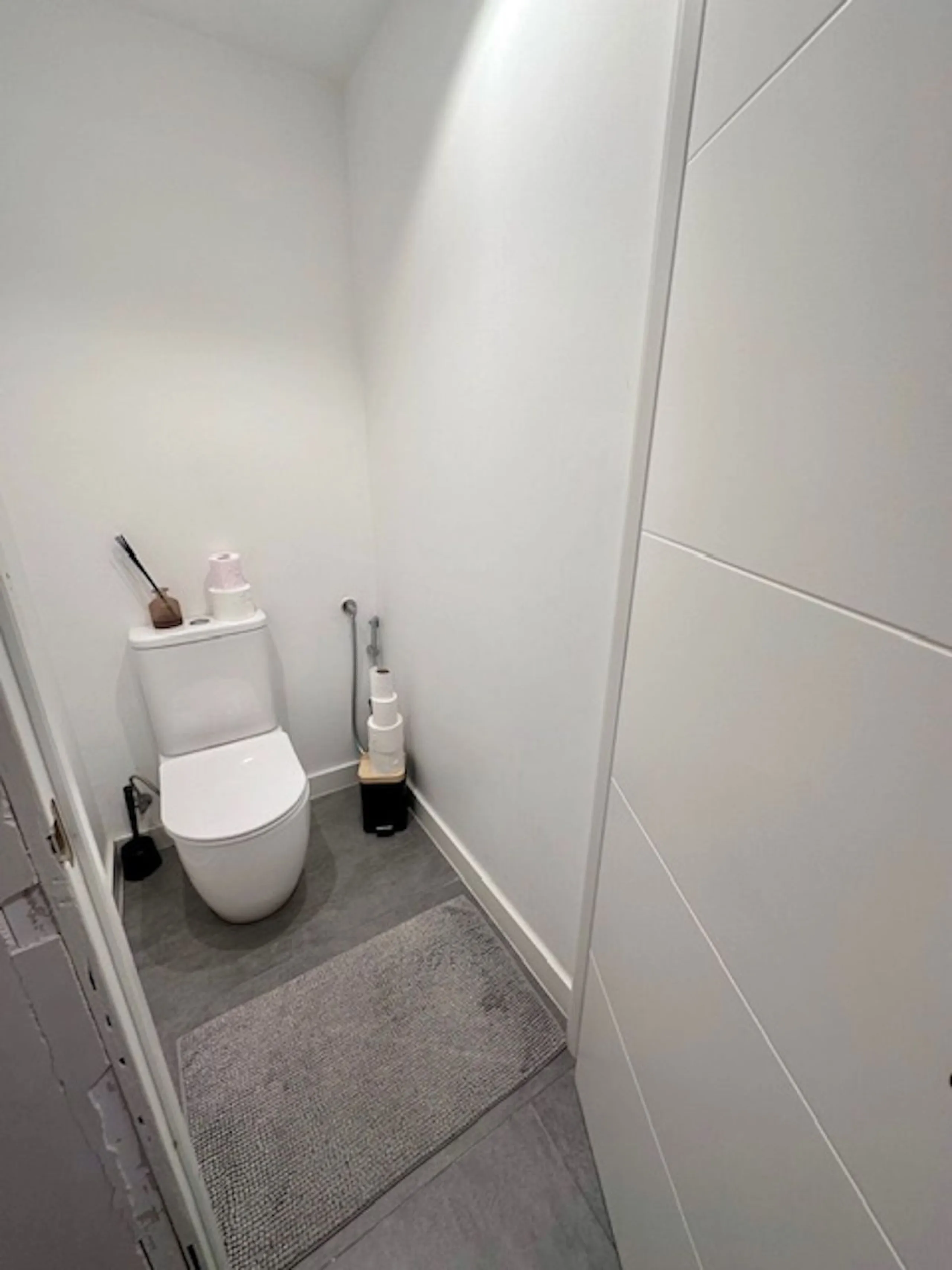 MODERN GROUND FLOOR APARTMENT - FULLY RENOVATED AND WITH PRIVATE POOL