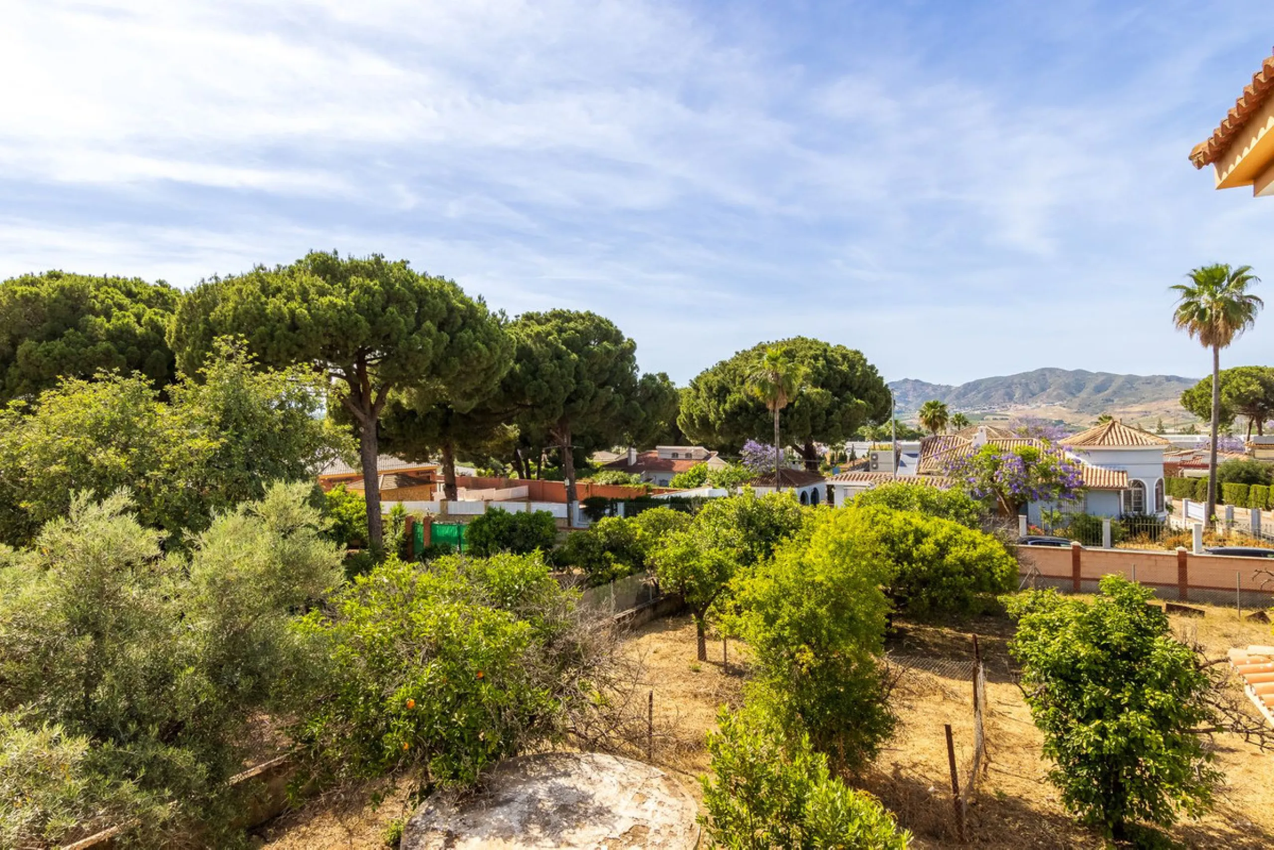 House - Detached Villa в продаже в Alhaurín de la Torre, Málaga. В доме 4 спален и 2 ванных комнат. Площадь дома 290 м². Площадь участка 1500 м²