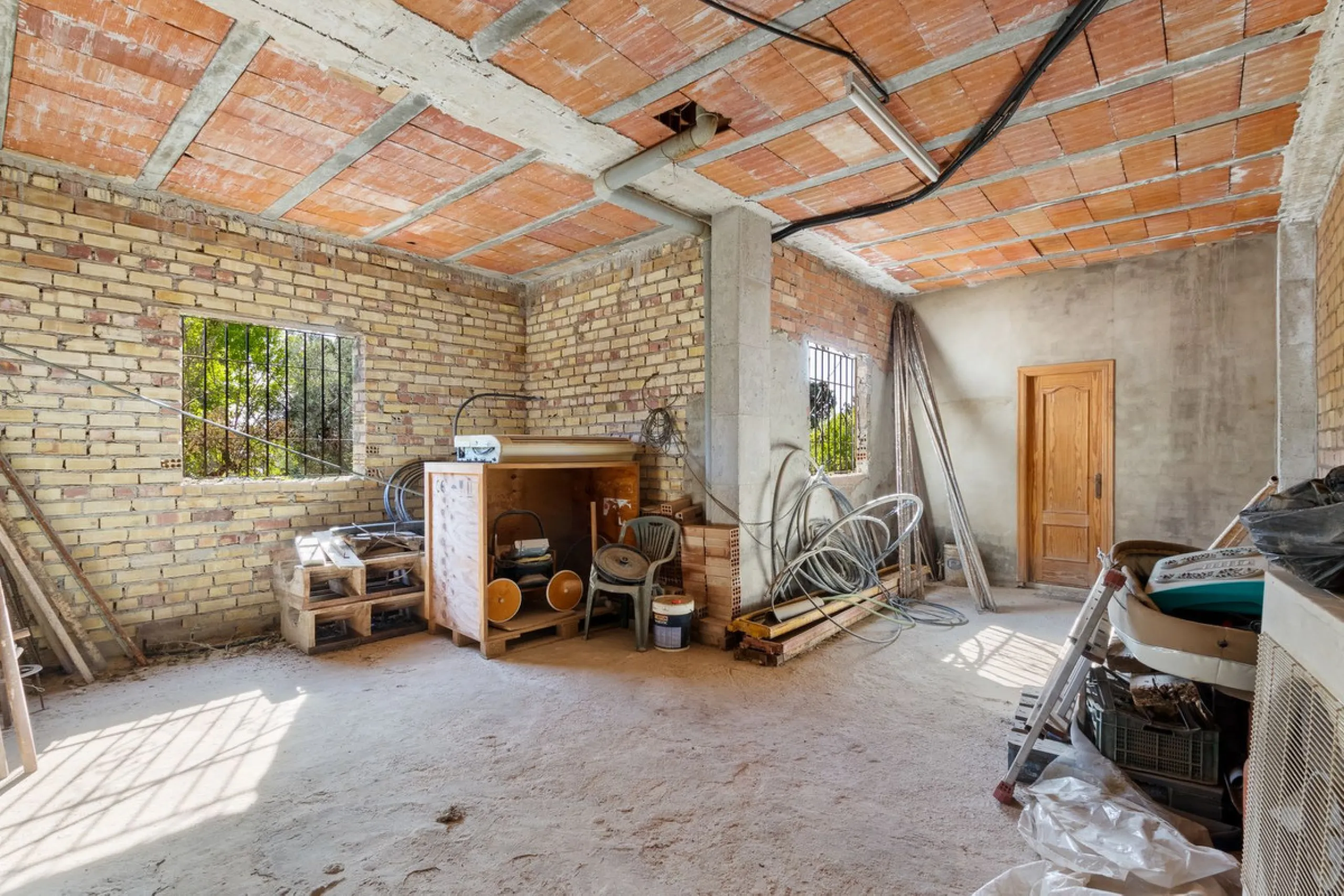 House - Detached Villa в продаже в Alhaurín de la Torre, Málaga. В доме 4 спален и 2 ванных комнат. Площадь дома 290 м². Площадь участка 1500 м²