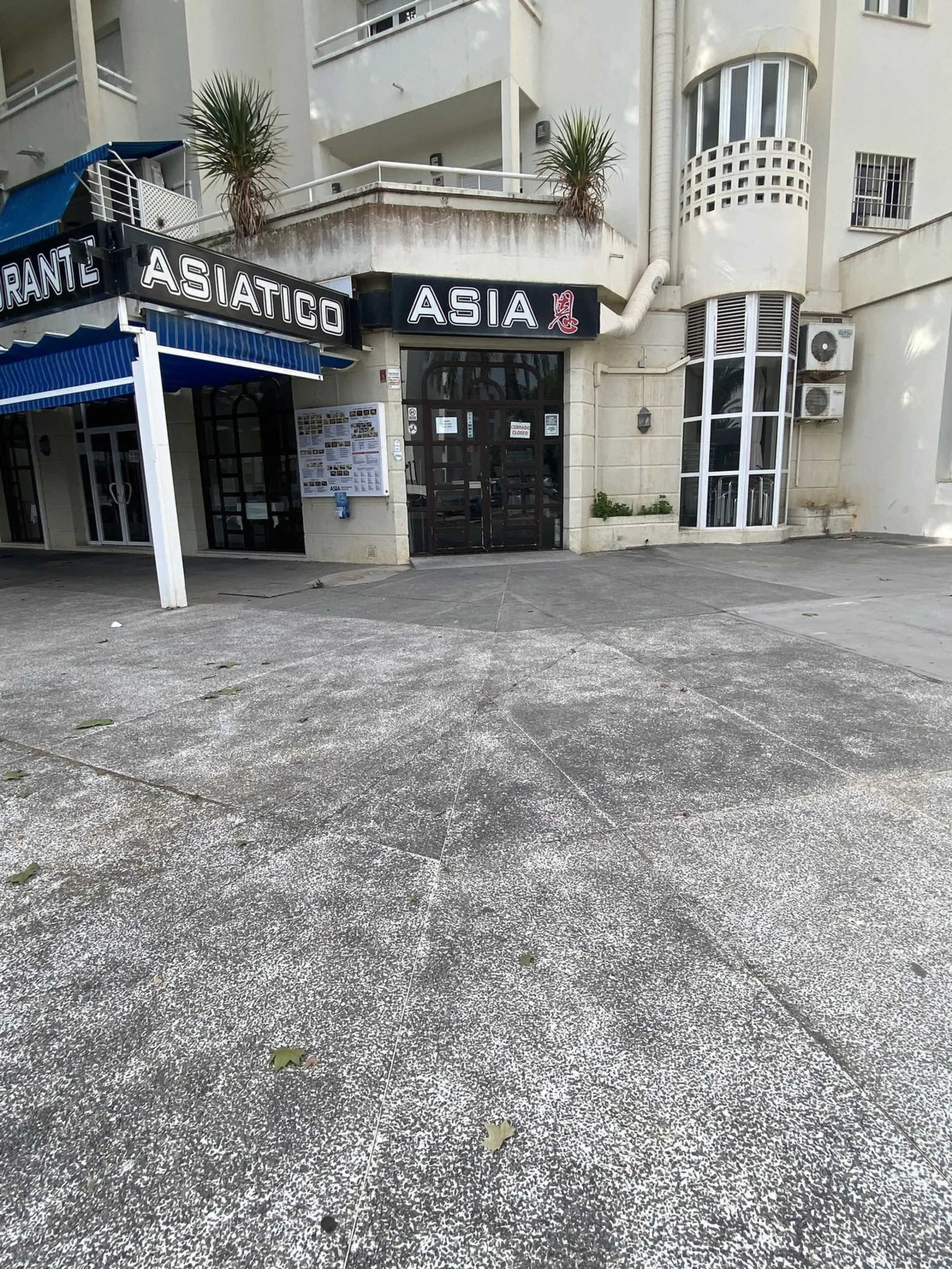 Operating Restaurant Just 1 Minute from the Beach – Excellent Investment Opportunity