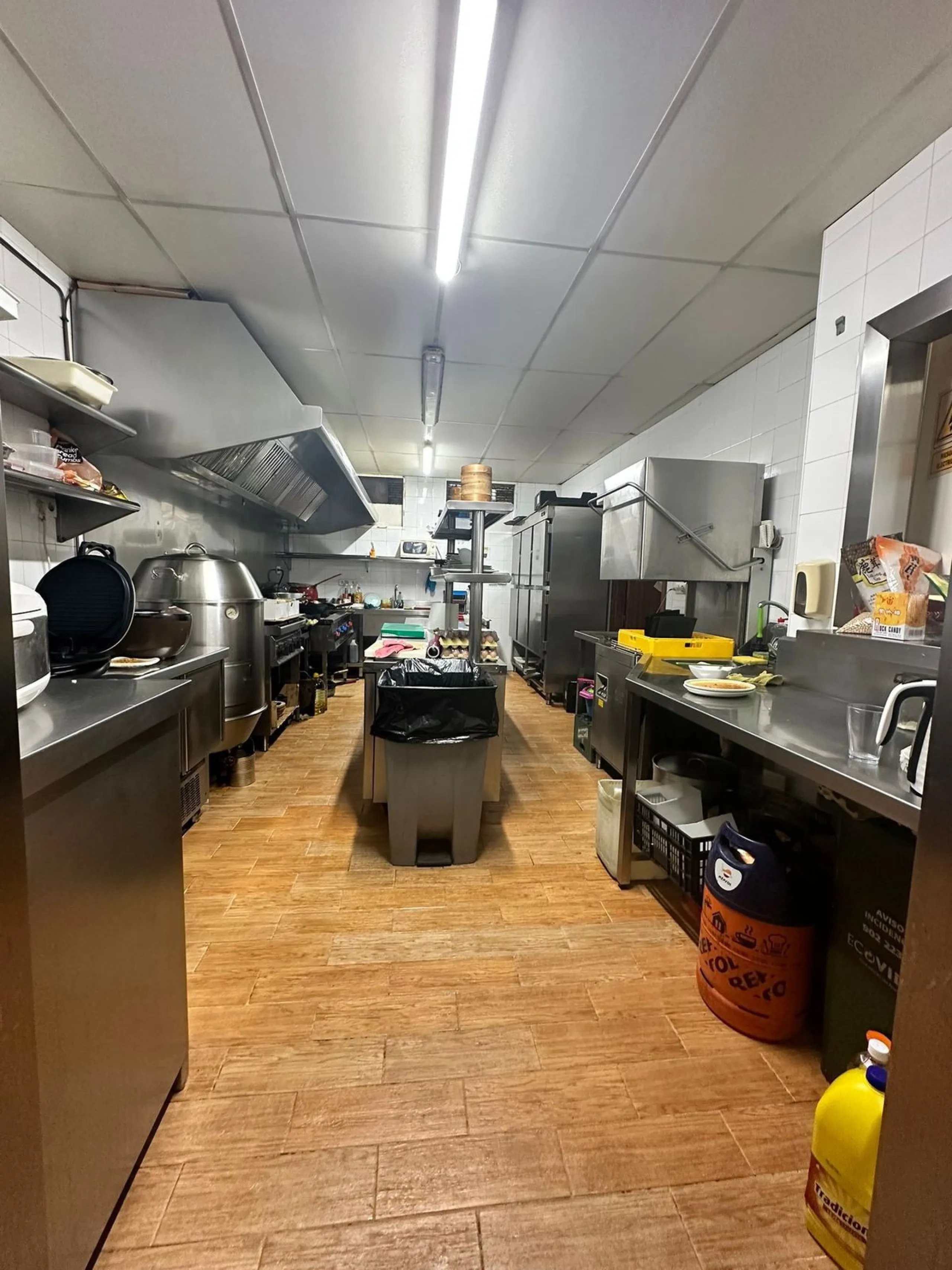 Operating Restaurant Just 1 Minute from the Beach – Excellent Investment Opportunity