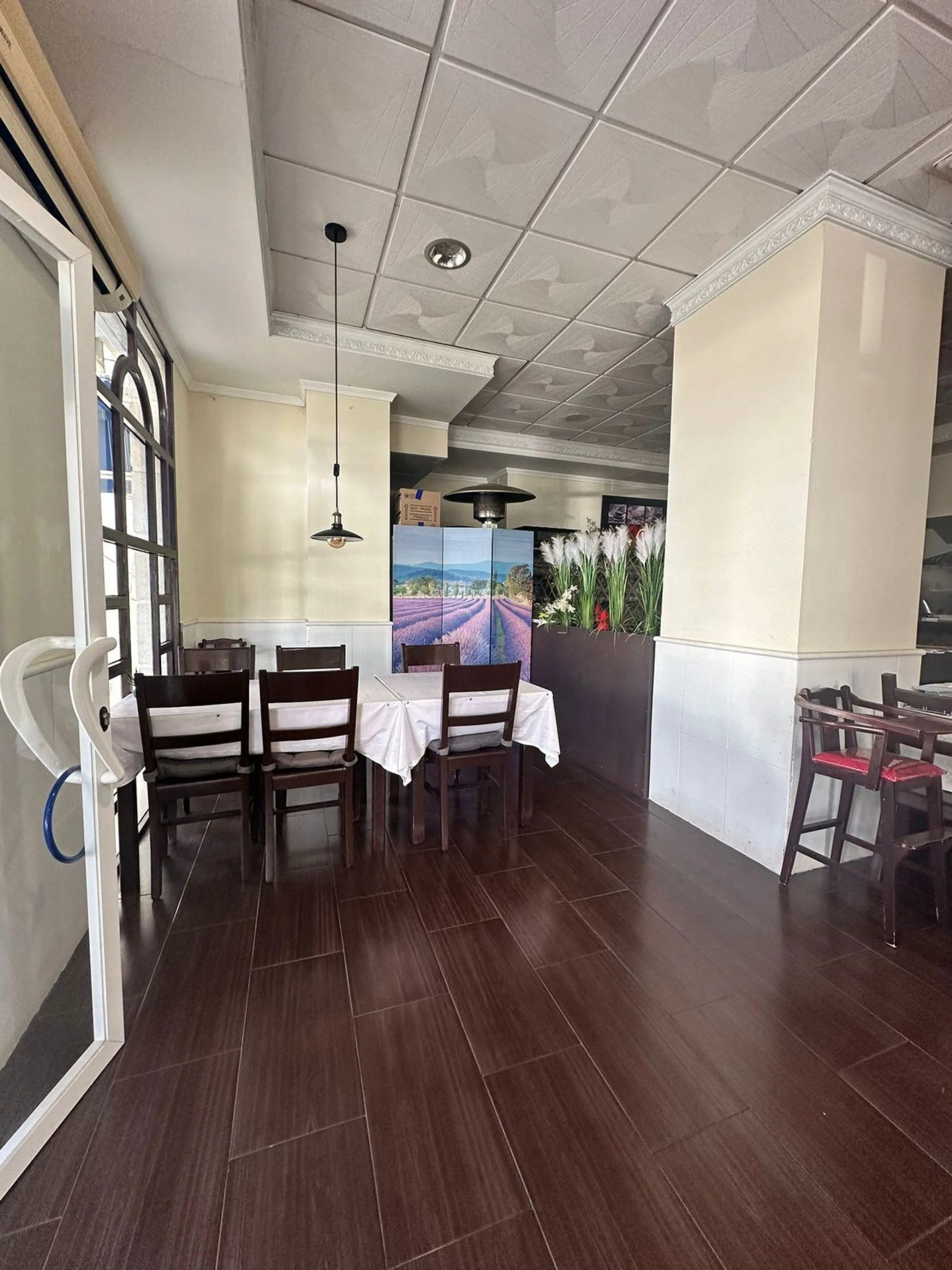 Operating Restaurant Just 1 Minute from the Beach – Excellent Investment Opportunity