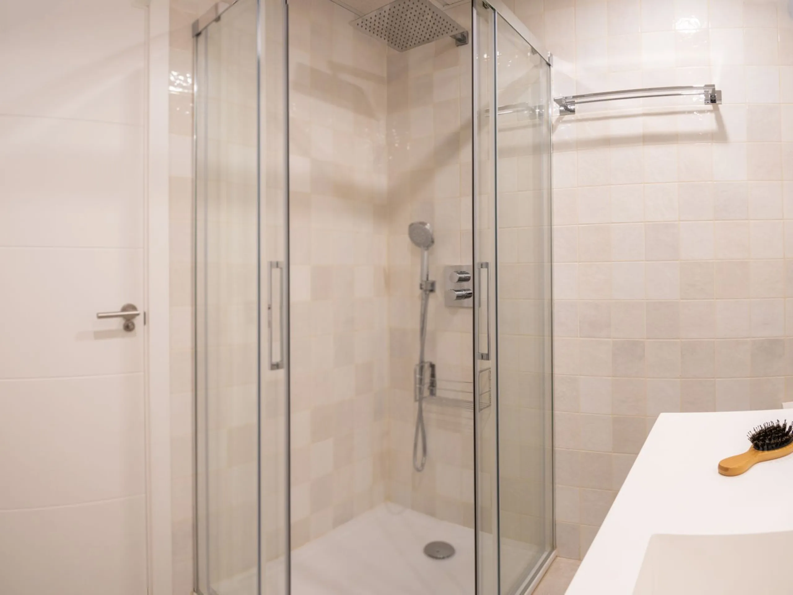 UNIQUE INVESTMENT OPPORTUNITY – 5 TOURIST APARTMENTS IN THE HEART OF MÁLAGA