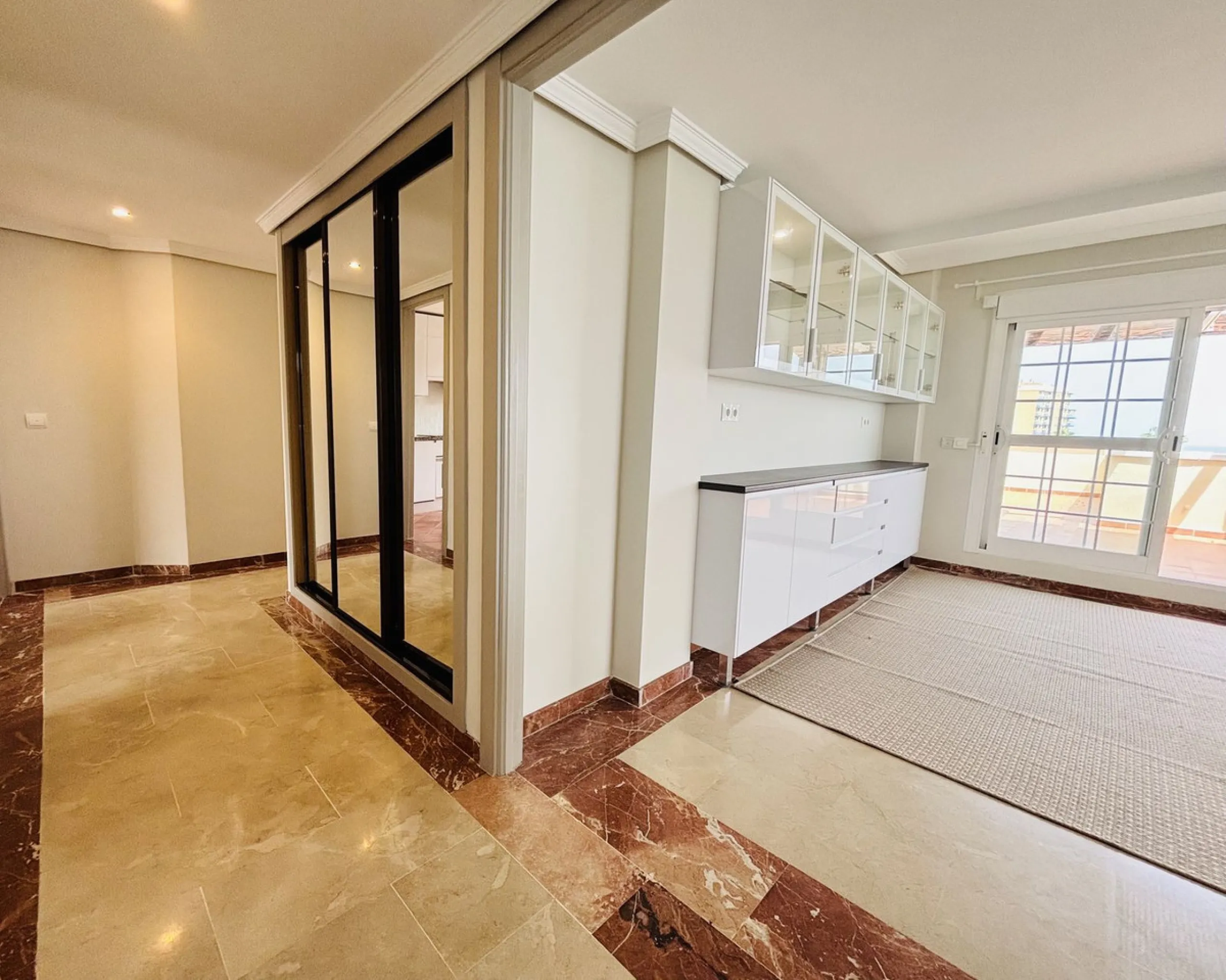 Stunning 3-Bedroom Apartment with Panoramic Sea Views in Prime Beachfront Location in Torrequebrada, Benalmadena.