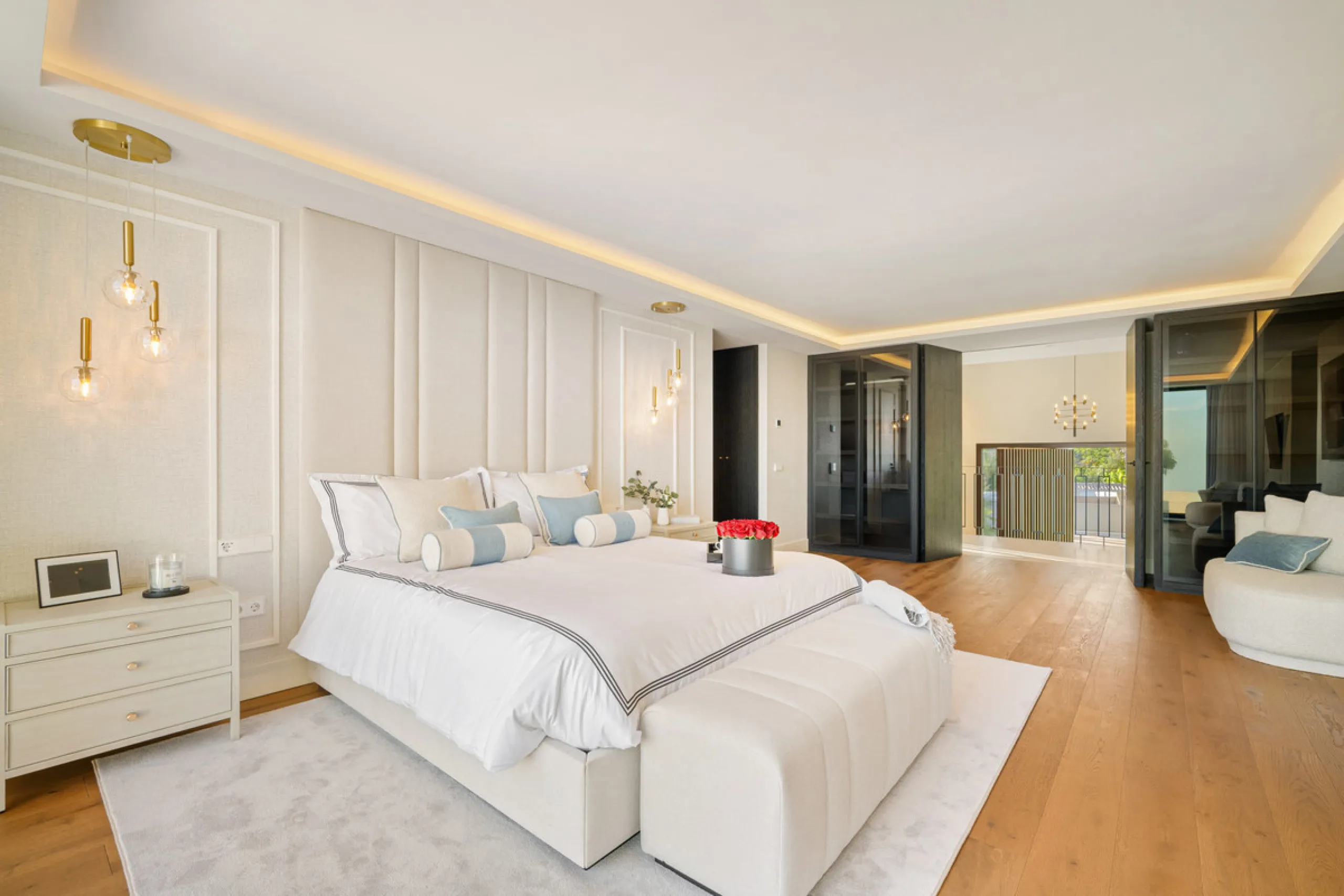 Boasting of unparalleled architecture and unrivalled construction quality, the villa offers sophisticated and contemporary living, sitting on a private plot within a secure community with breathtaking front-line panoramic views towards Los Naranjos Golf c
