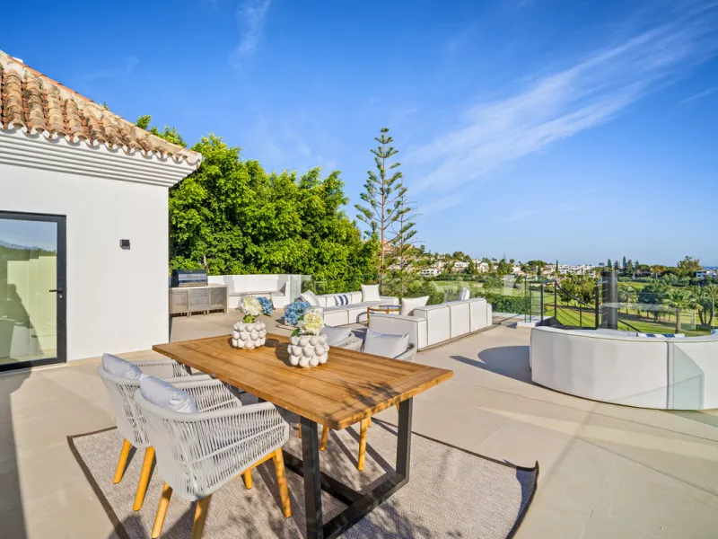 Boasting of unparalleled architecture and unrivalled construction quality, the villa offers sophisticated and contemporary living, sitting on a private plot within a secure community with breathtaking front-line panoramic views towards Los Naranjos Golf c