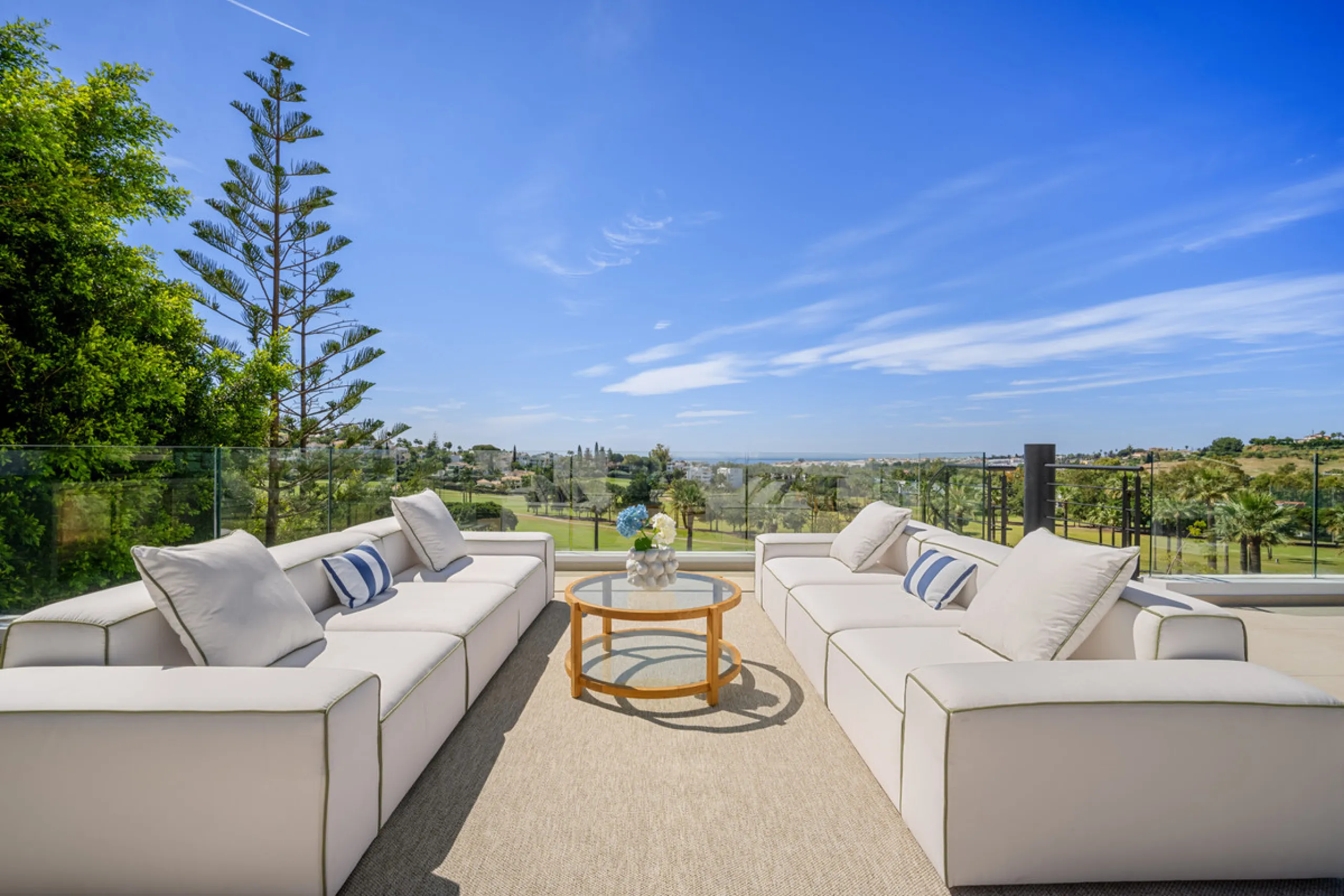 Boasting of unparalleled architecture and unrivalled construction quality, the villa offers sophisticated and contemporary living, sitting on a private plot within a secure community with breathtaking front-line panoramic views towards Los Naranjos Golf c