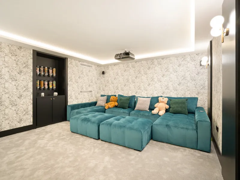 Boasting of unparalleled architecture and unrivalled construction quality, the villa offers sophisticated and contemporary living, sitting on a private plot within a secure community with breathtaking front-line panoramic views towards Los Naranjos Golf c