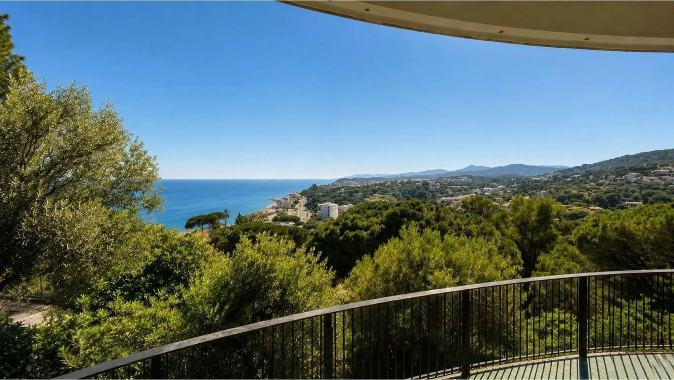 Exclusiva finca con vistas panorámicas al mar en Sant Pol de Mar