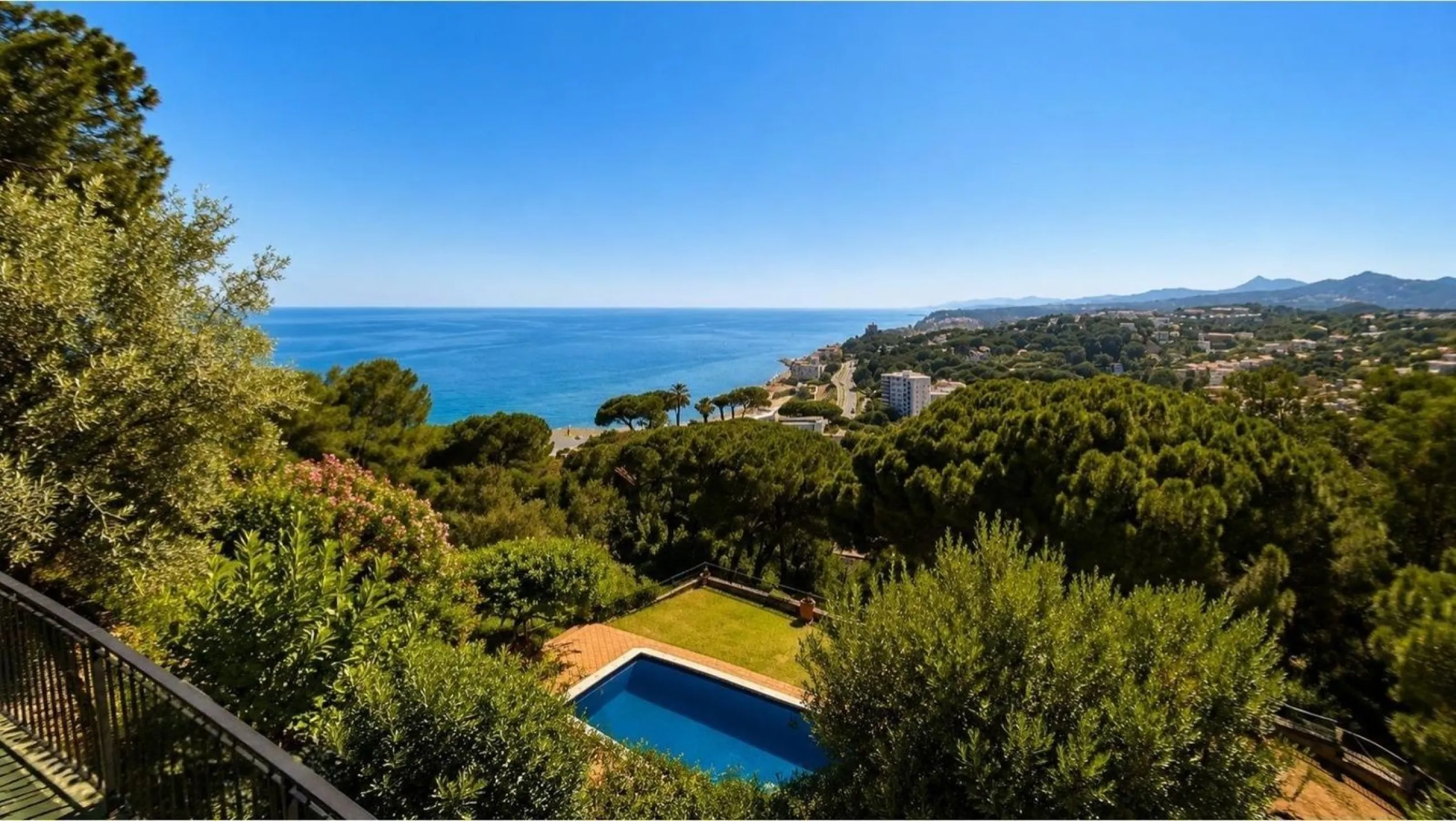 Exclusiva finca con vistas panorámicas al mar en Sant Pol de Mar
