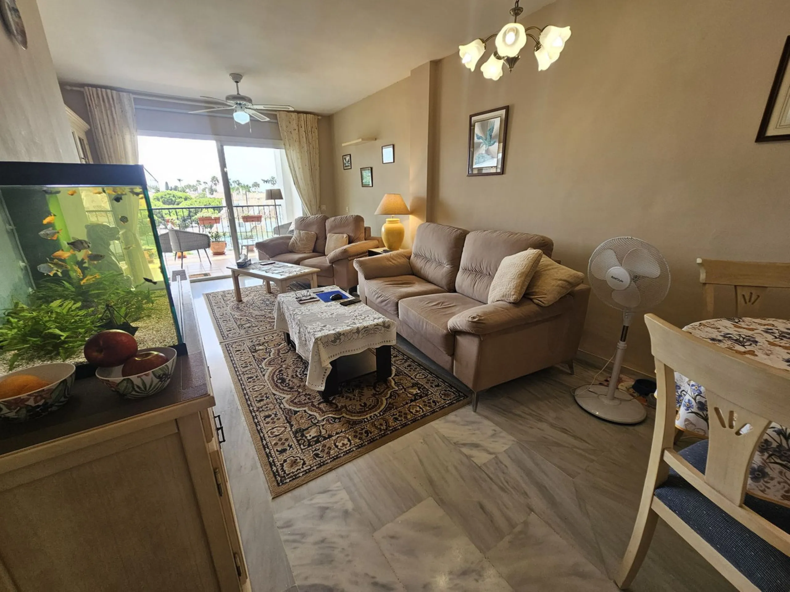 Apartment - Middle Floor Apartment в продаже в Mijas, Málaga. В доме 2 спален и 2 ванных комнат. Площадь дома 99 м²