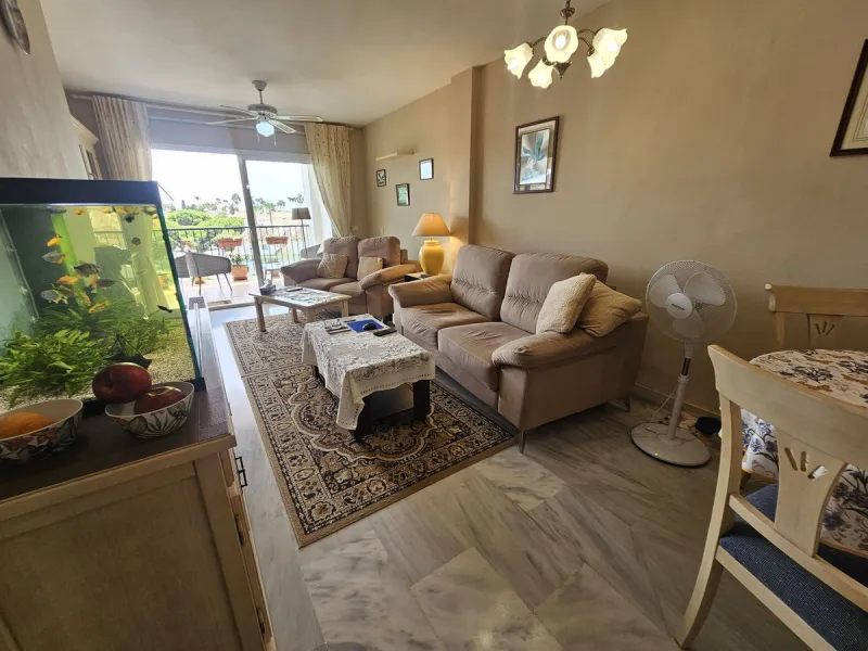 Apartment - Middle Floor Apartment в продаже в Mijas, Málaga. В доме 2 спален и 2 ванных комнат. Площадь дома 99 м²