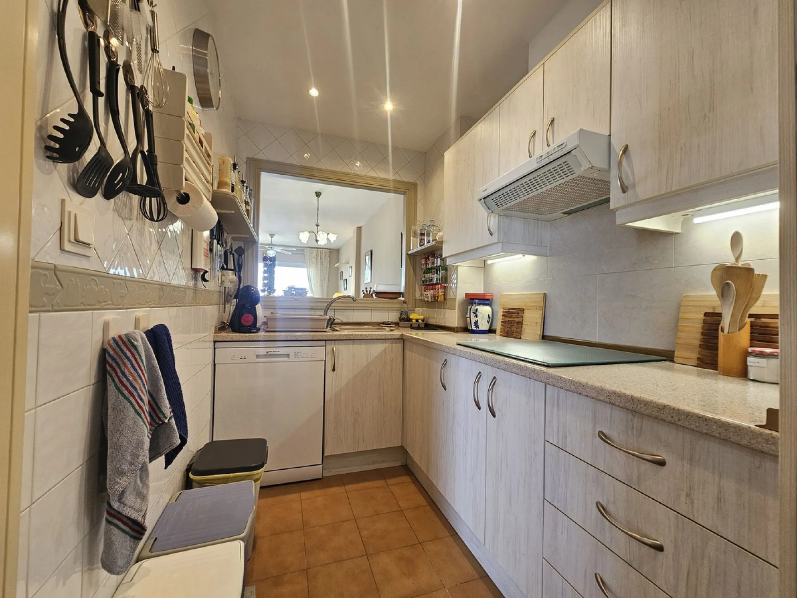 Apartment - Middle Floor Apartment в продаже в Mijas, Málaga. В доме 2 спален и 2 ванных комнат. Площадь дома 99 м²