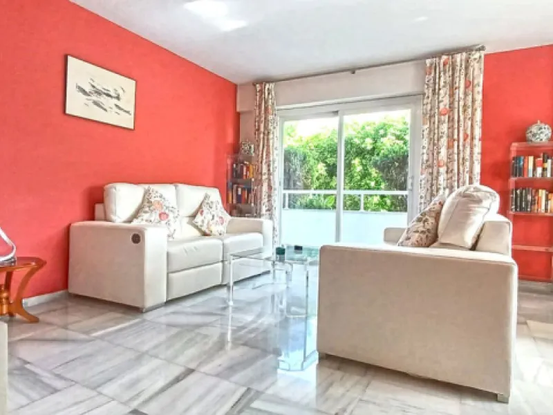 **Flat for Sale in the Heart of Marbella - Unique Opportunity**
