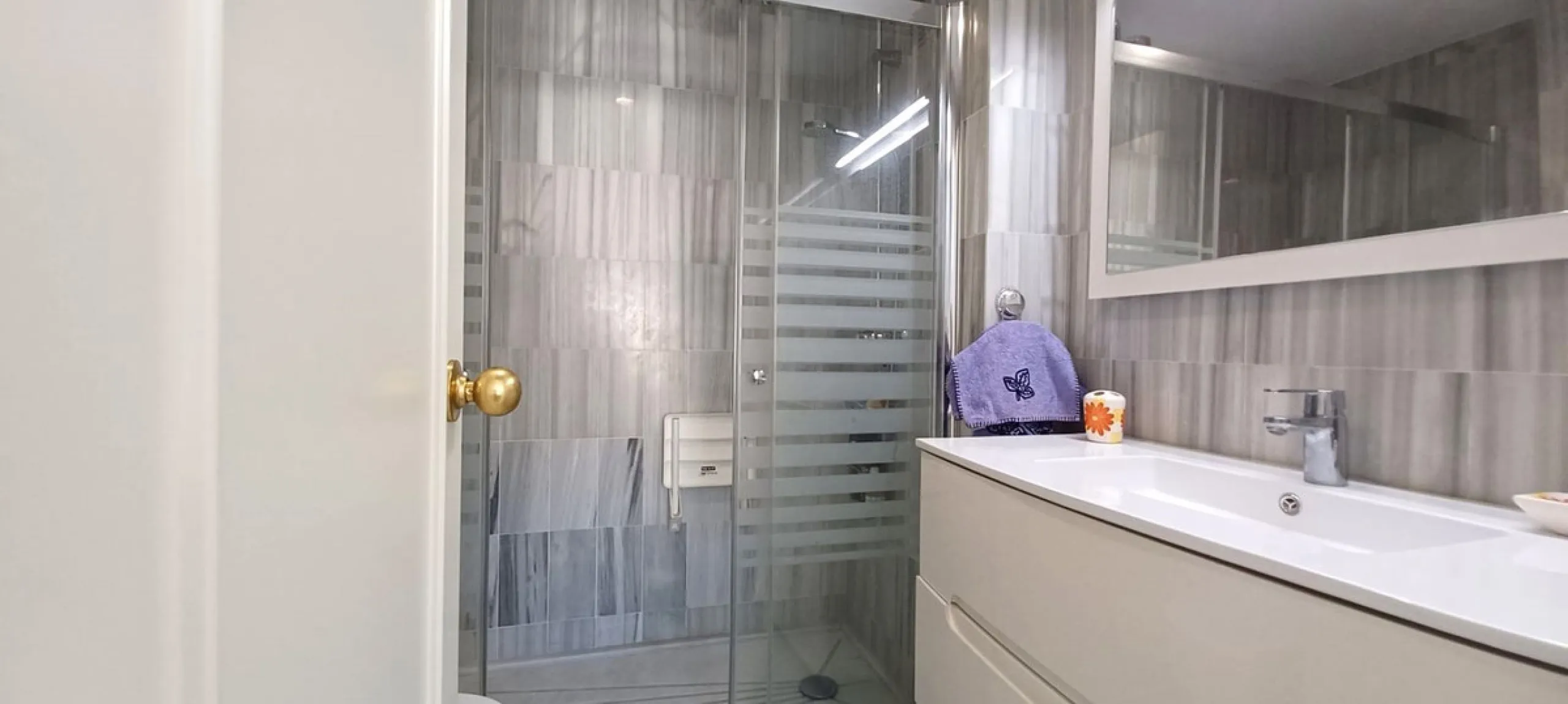 **Flat for Sale in the Heart of Marbella - Unique Opportunity**