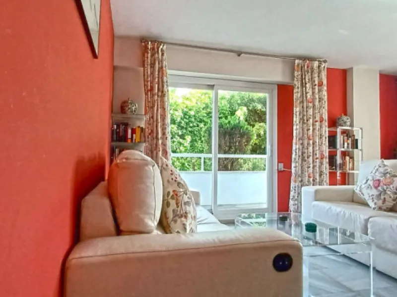 **Flat for Sale in the Heart of Marbella - Unique Opportunity**