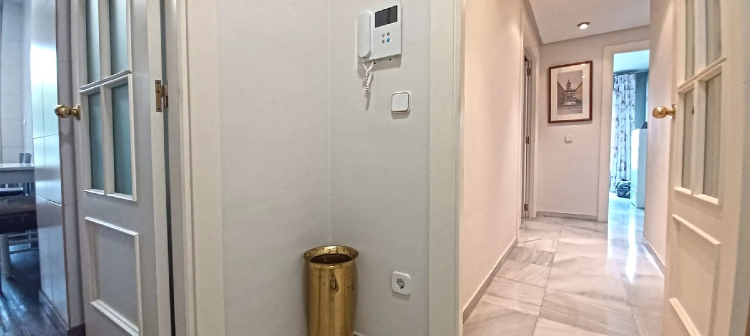 **Flat for Sale in the Heart of Marbella - Unique Opportunity**