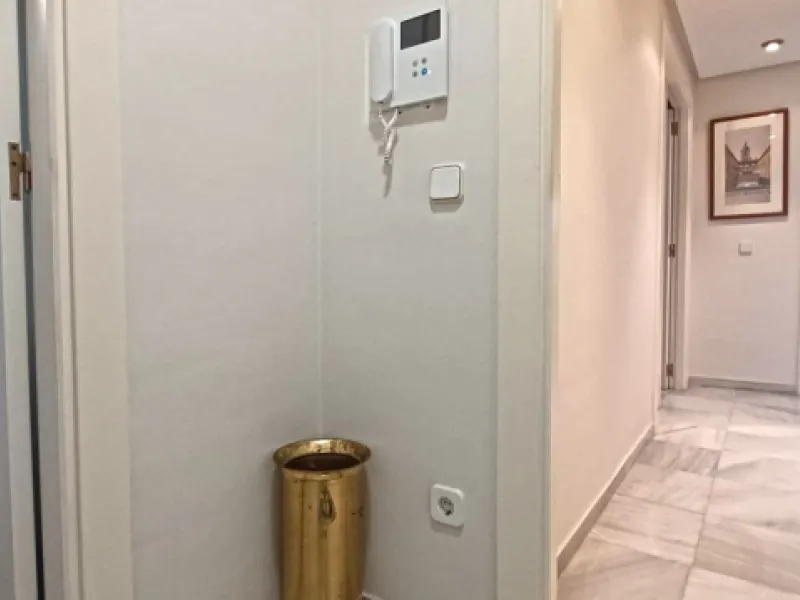 **Flat for Sale in the Heart of Marbella - Unique Opportunity**