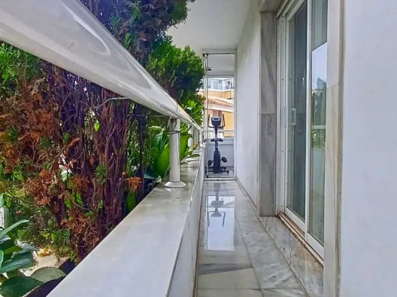 **Flat for Sale in the Heart of Marbella - Unique Opportunity**