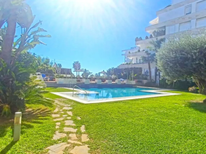 **Flat for Sale in the Heart of Marbella - Unique Opportunity**