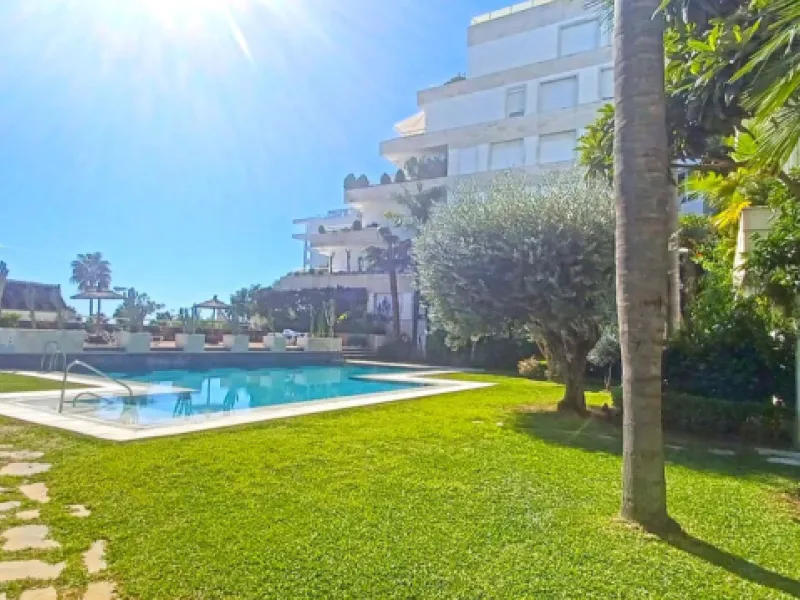 **Flat for Sale in the Heart of Marbella - Unique Opportunity**