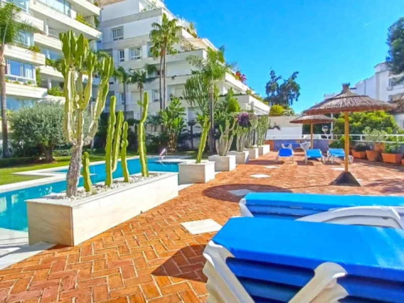 **Flat for Sale in the Heart of Marbella - Unique Opportunity**