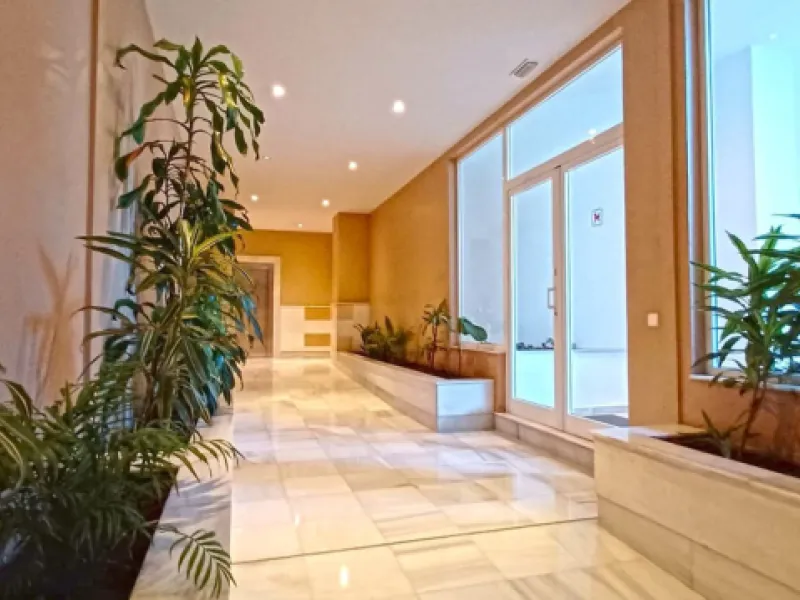 **Flat for Sale in the Heart of Marbella - Unique Opportunity**