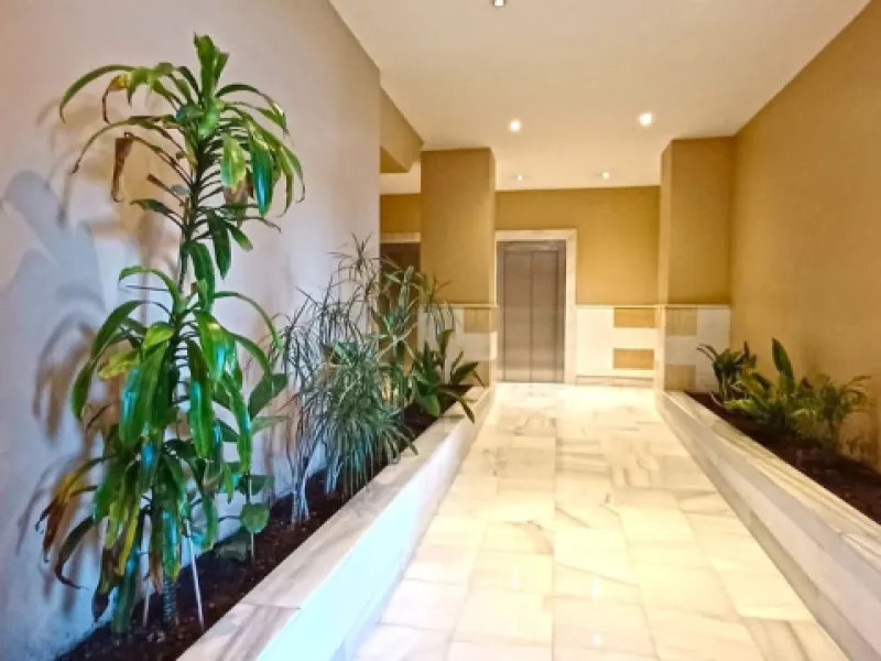 **Flat for Sale in the Heart of Marbella - Unique Opportunity**
