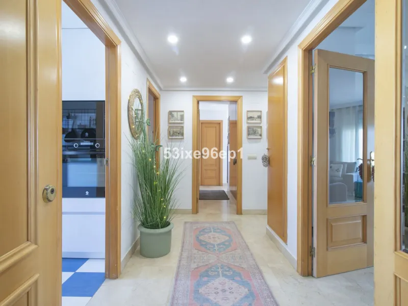 Mittlere Etage Wohnung, Selwo, Costa del Sol