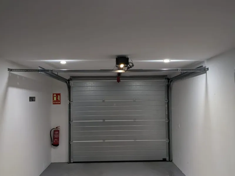 House - Townhouse в продаже в Estepona, Málaga. В доме 4 спален и 3 ванных комнат. Площадь дома 232 м²