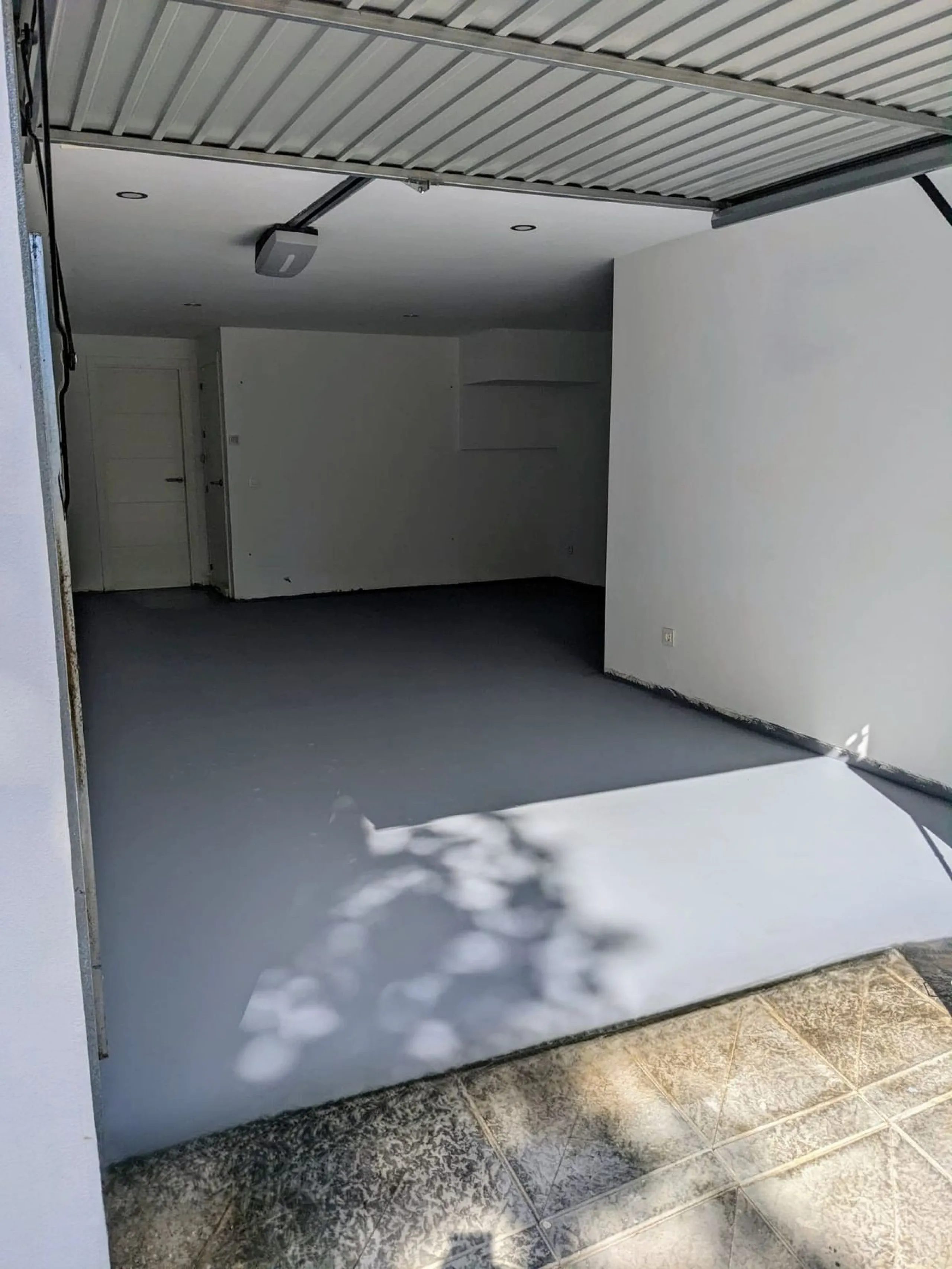 House - Townhouse в продаже в Estepona, Málaga. В доме 4 спален и 3 ванных комнат. Площадь дома 232 м²