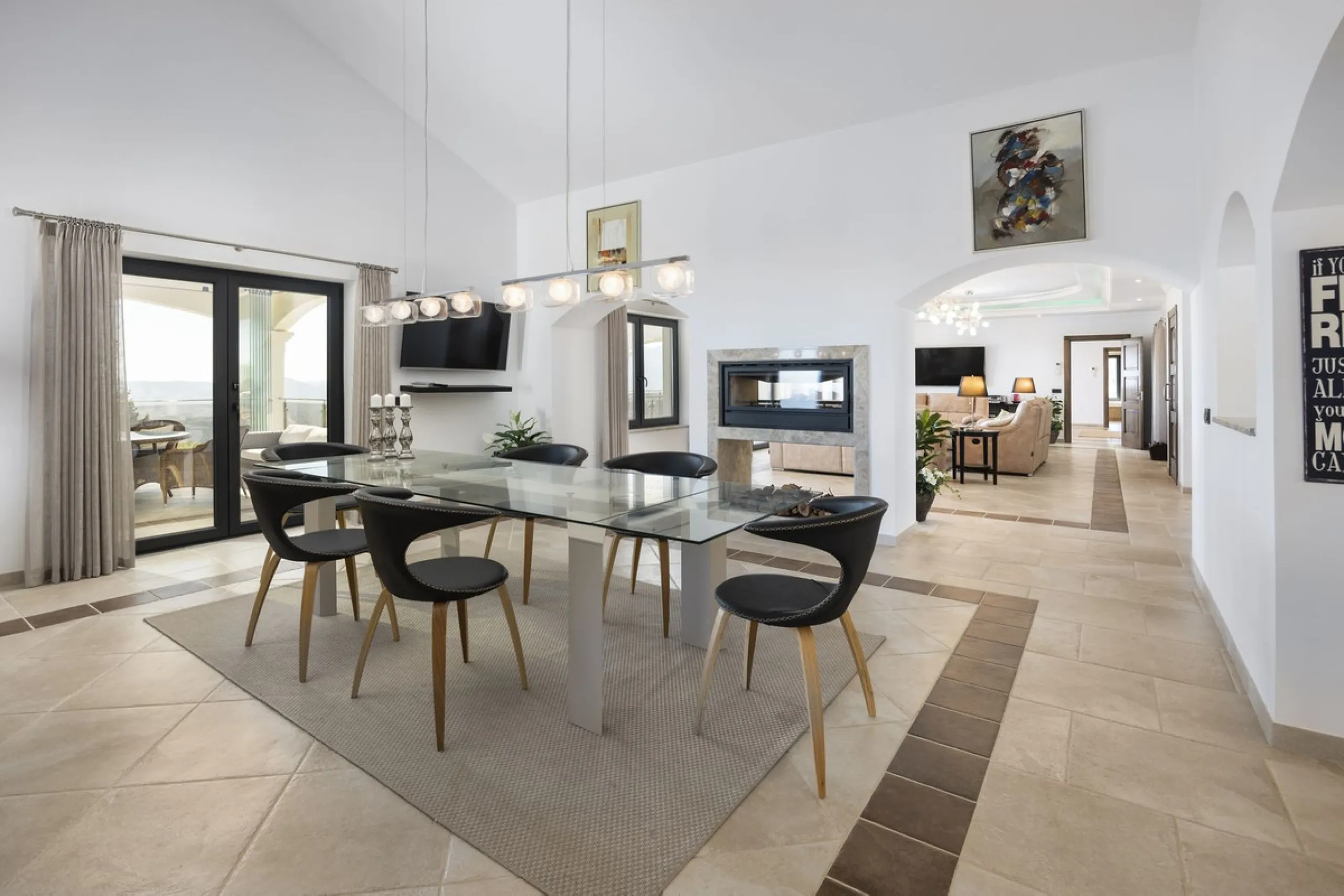 Luxury Villa in Valtocado – Panoramic Views