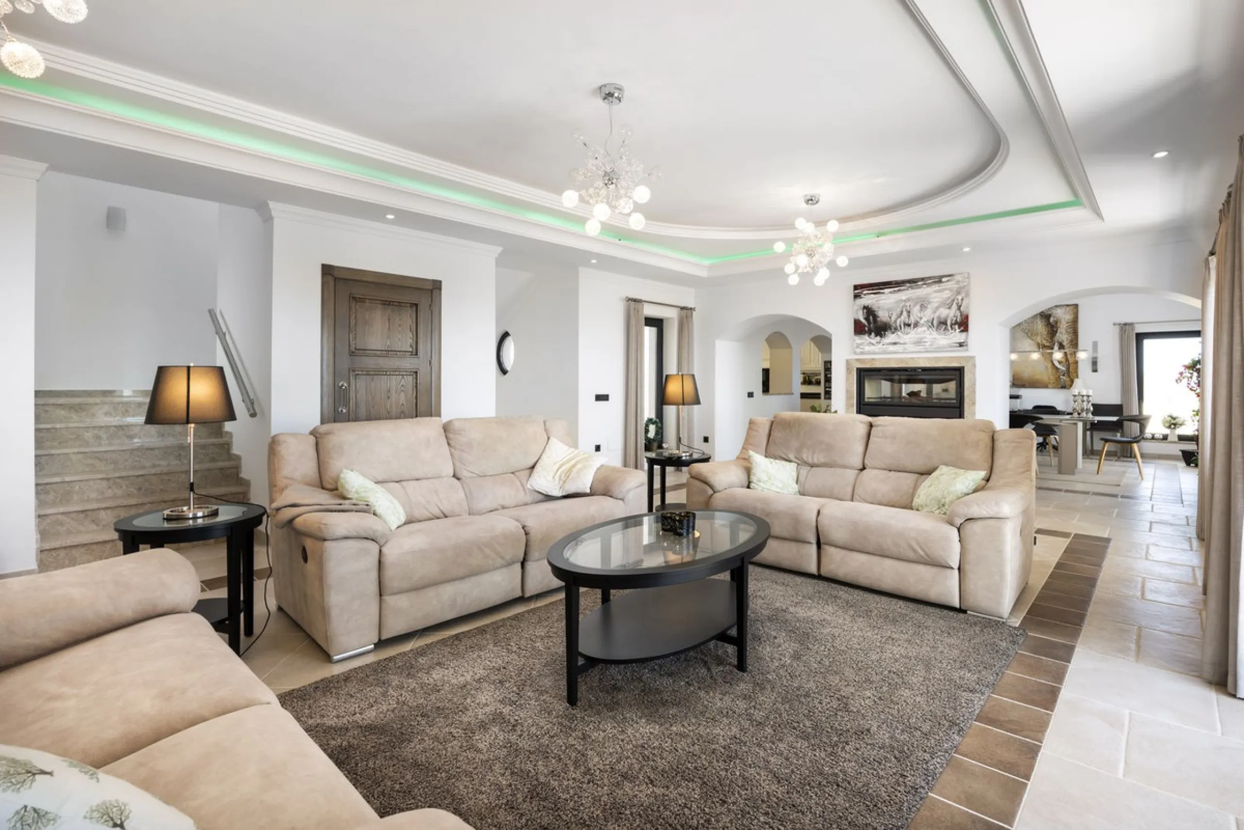 Luxury Villa in Valtocado – Panoramic Views