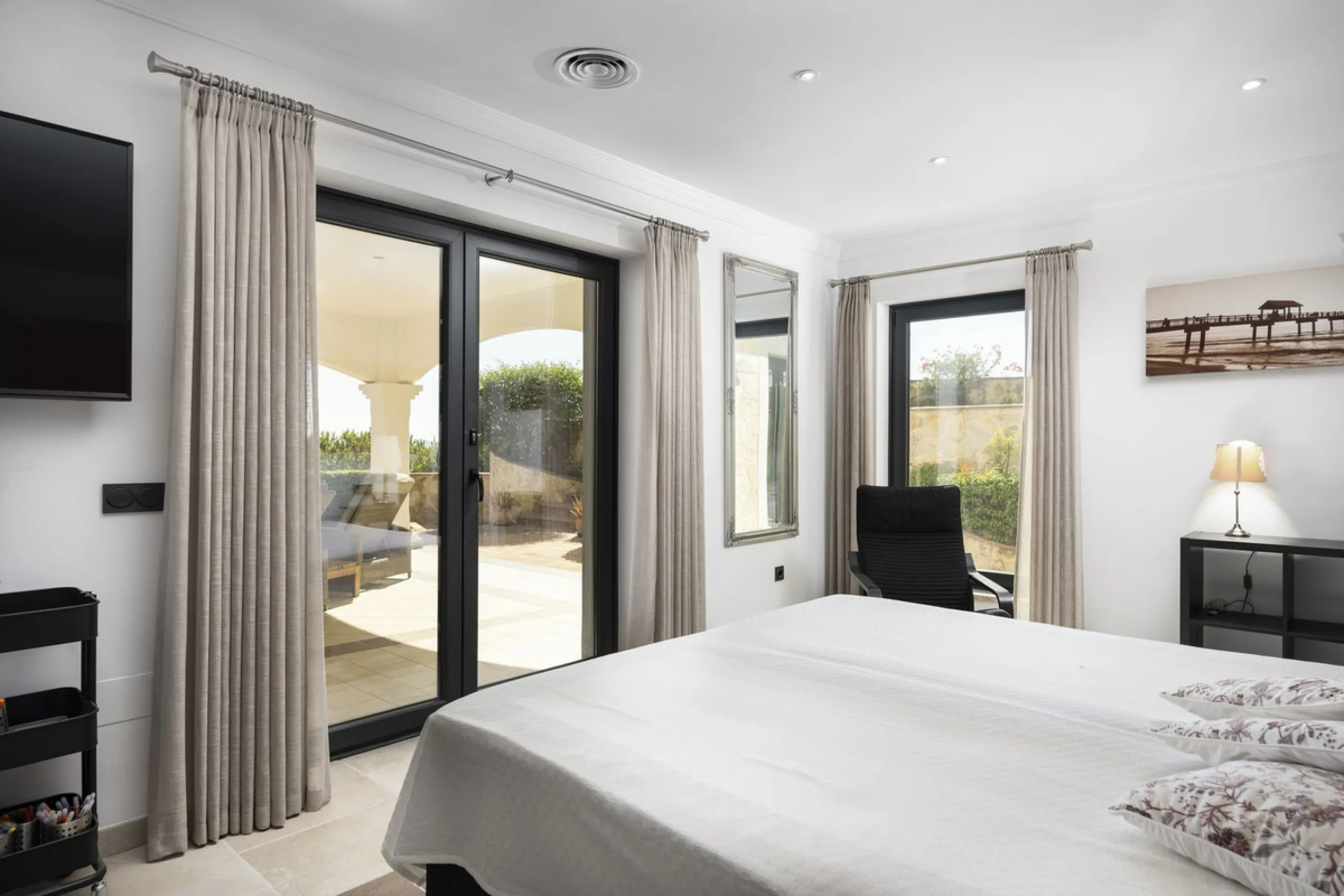 Luxury Villa in Valtocado – Panoramic Views