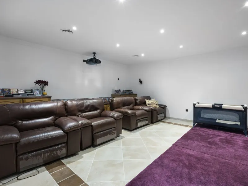 Luxury Villa in Valtocado – Panoramic Views